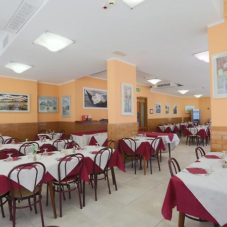 Hotel Milena Rimini Eksteriør billede